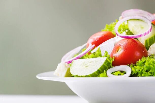 Vegetable or fruit salad positively affects potency in men